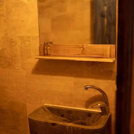 Duru Cappadocia Stone House מלון 3*